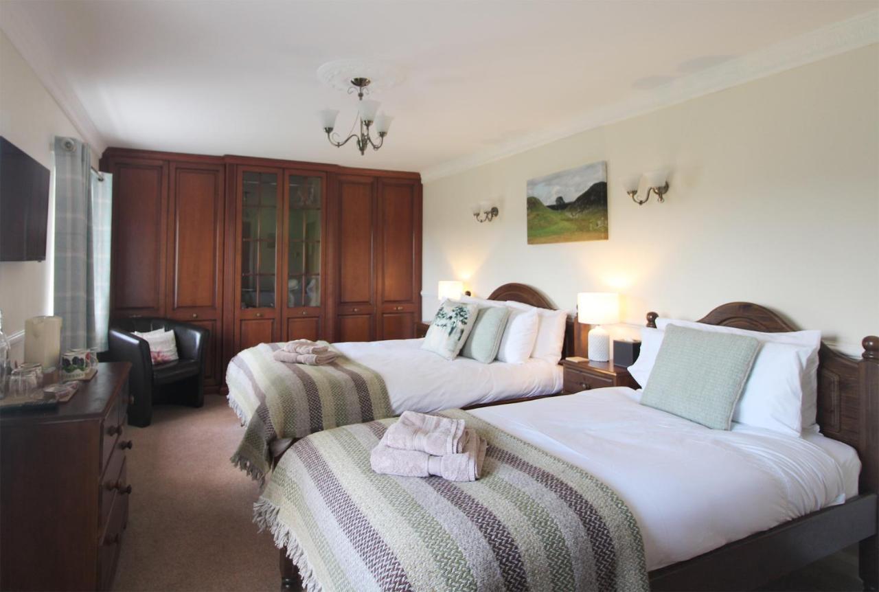 Bridge House Bed & Breakfast Холтуисъл Екстериор снимка