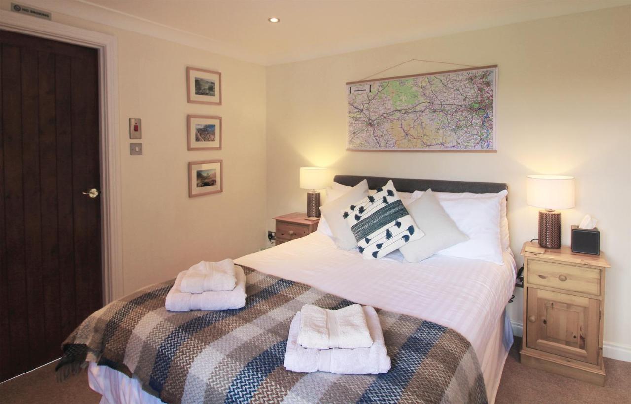 Bridge House Bed & Breakfast Холтуисъл Екстериор снимка