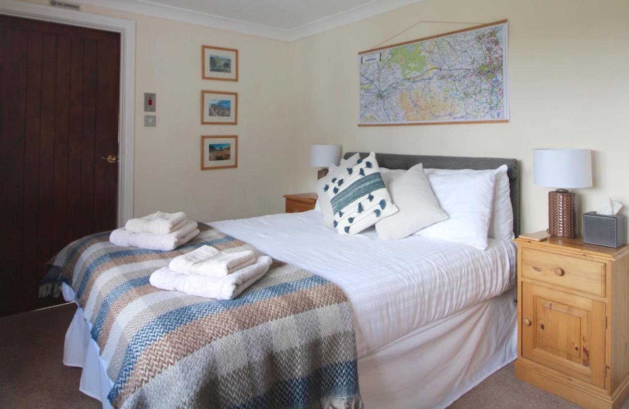 Bridge House Bed & Breakfast Холтуисъл Екстериор снимка