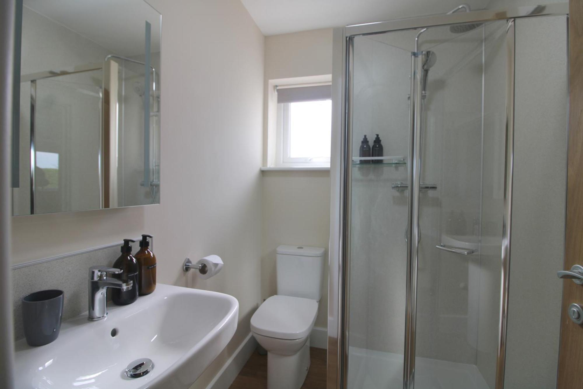 Bridge House Bed & Breakfast Холтуисъл Екстериор снимка