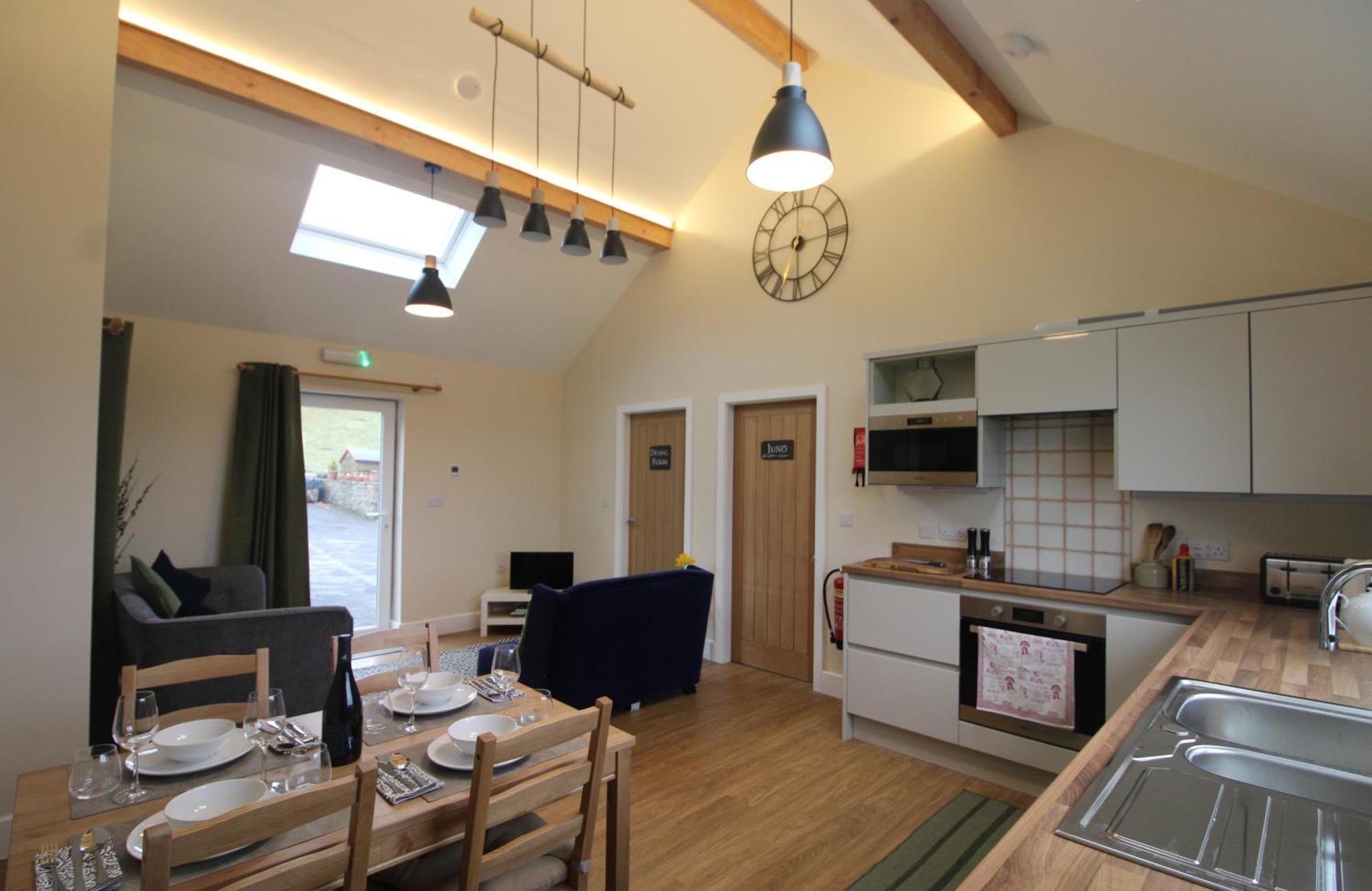 Bridge House Bed & Breakfast Холтуисъл Екстериор снимка